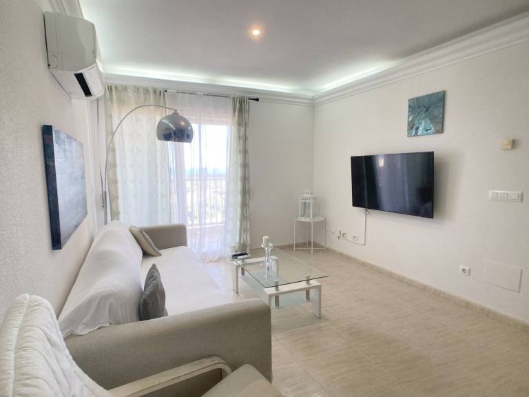 Rental apartment with barbeque & pool — photo 3