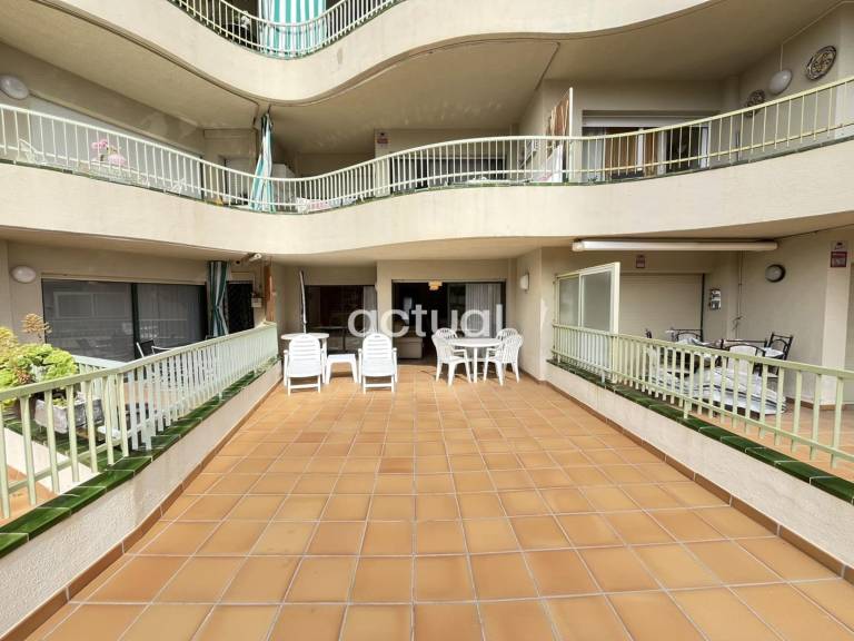 Sea-front apartment with terrace and WiFi, Platja d'Aro — photo 2