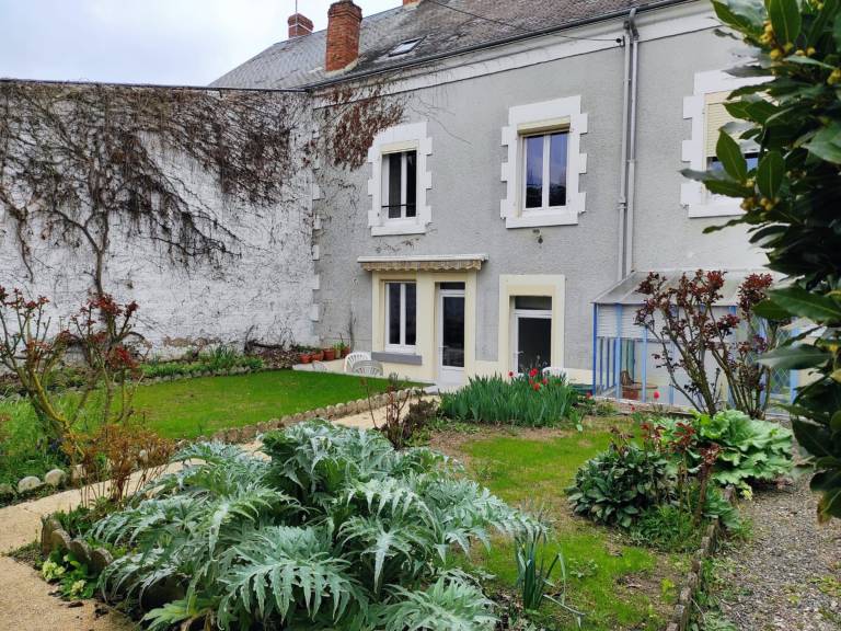Family cottage in Berry with private garden and bikes, near station — photo 4