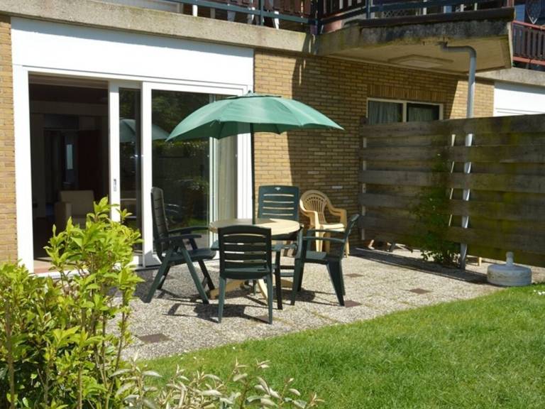 Ferienwohnung mit Garten und Terrasse