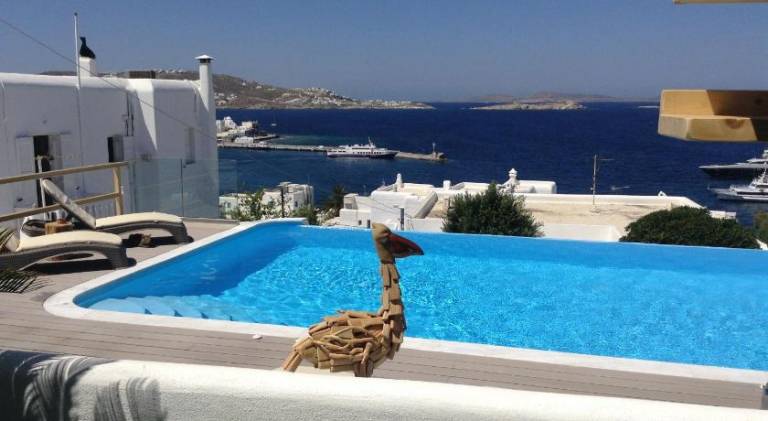 Apartment with hot tub & pool in Mykonos
