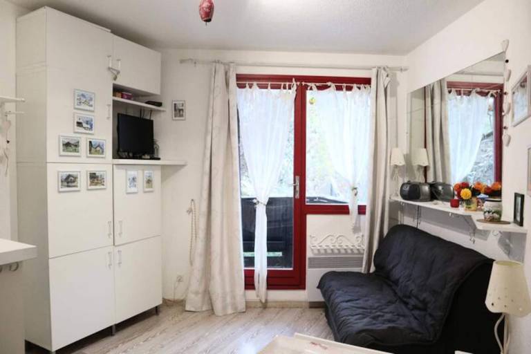 Holiday apartment with 1 room for 6 persons in Gap