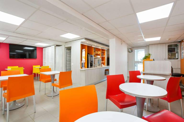 Premiere Classe Villejust - ZA Courtaboeuf — photo 4