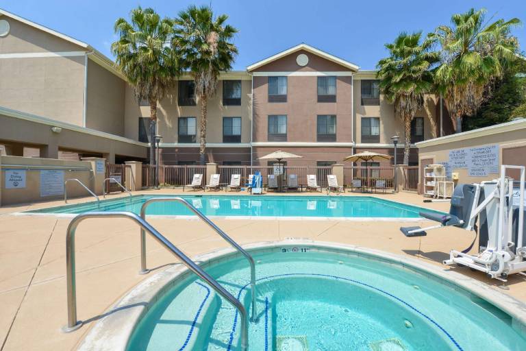 Homewood Suites by Hilton Fresno — photo 5
