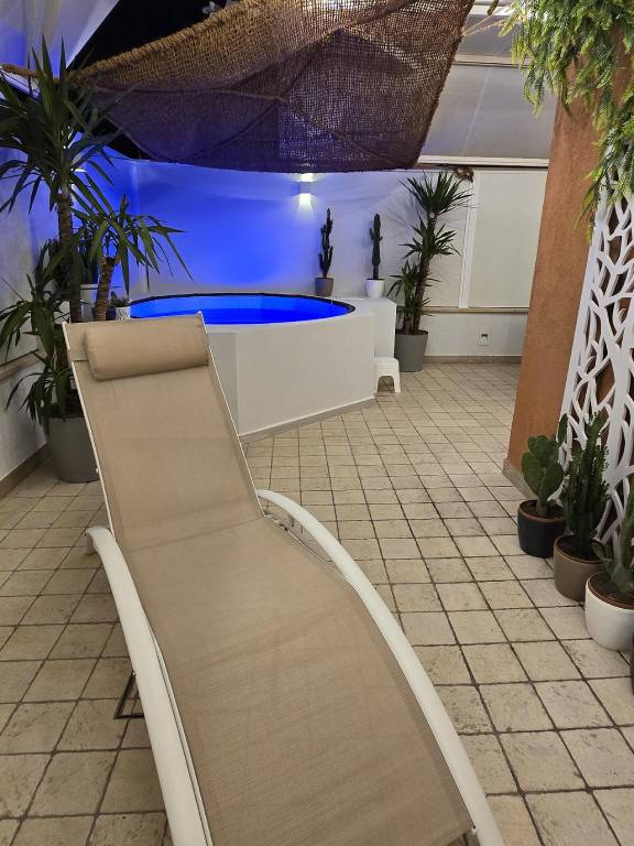 Rental apartment with jacuzzi, garden & terrace | Close to the beach | Pets are welcome — photo 5