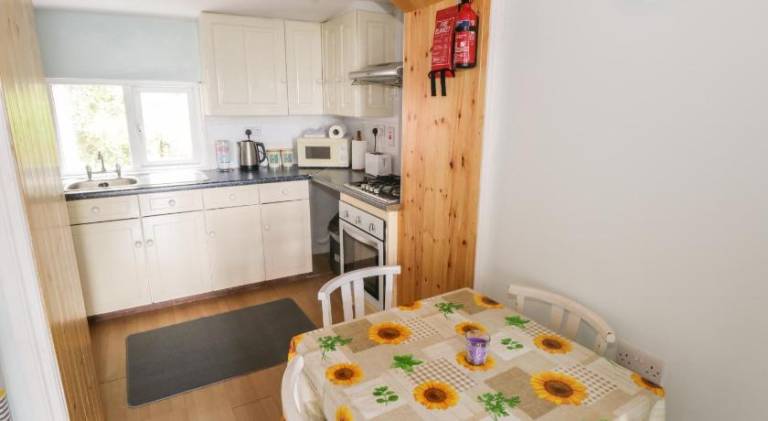 House with 1 room for 6 persons — photo 4