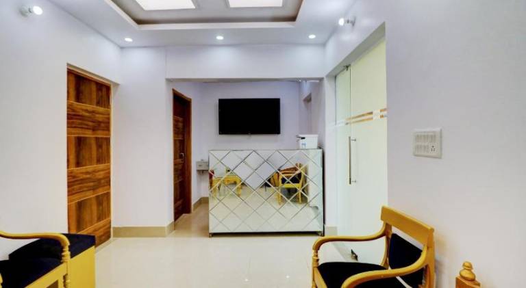 Hotel O Palace At Seventy Two Near Iskcon Temple Noida — photo 3