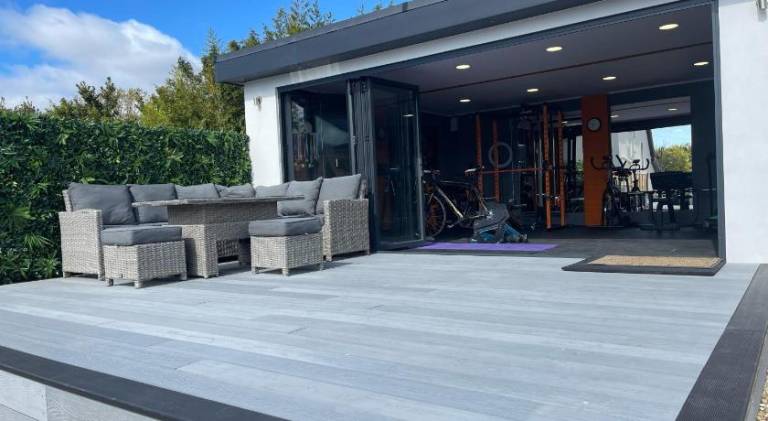 Private Luxury By The Sea, With A Personal Gym, Hot Tub, And Free Parking! — photo 5