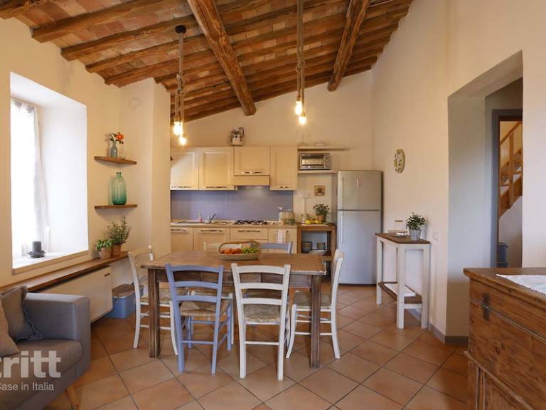 House with barbeque, patio & garden — photo 2