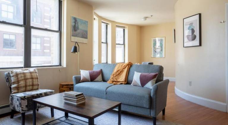 Rental apartment | Close to Faneuil Hall | Perfect for remote work — photo 2