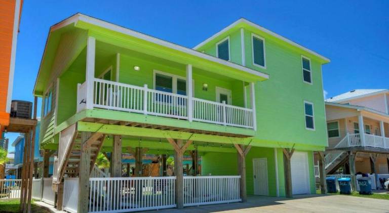 Reel Life Dreams by AvantStay Pool Near Beach in Port Aransas, TX