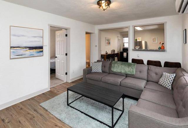 Apartment with 1 room for 8 persons — photo 2