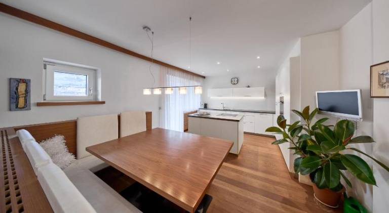 Nice apartment with terrace | Pets allowed — photo 2