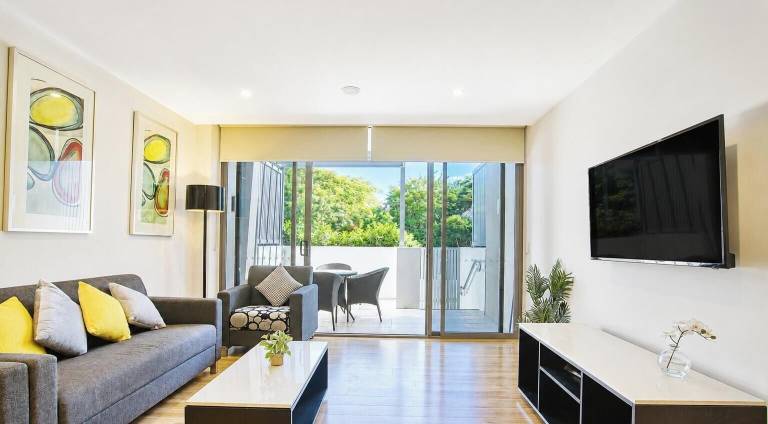 House Surfers Paradise