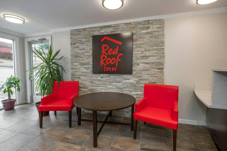 Red Roof Inn Fredericksburg North — photo 4
