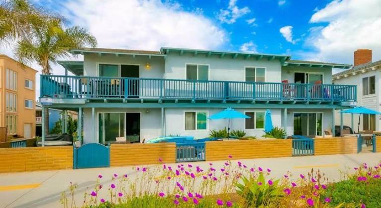 Oceanfront Condo in Newport Beach with Private Balcony and Perfect Location by the Pier — photo 4
