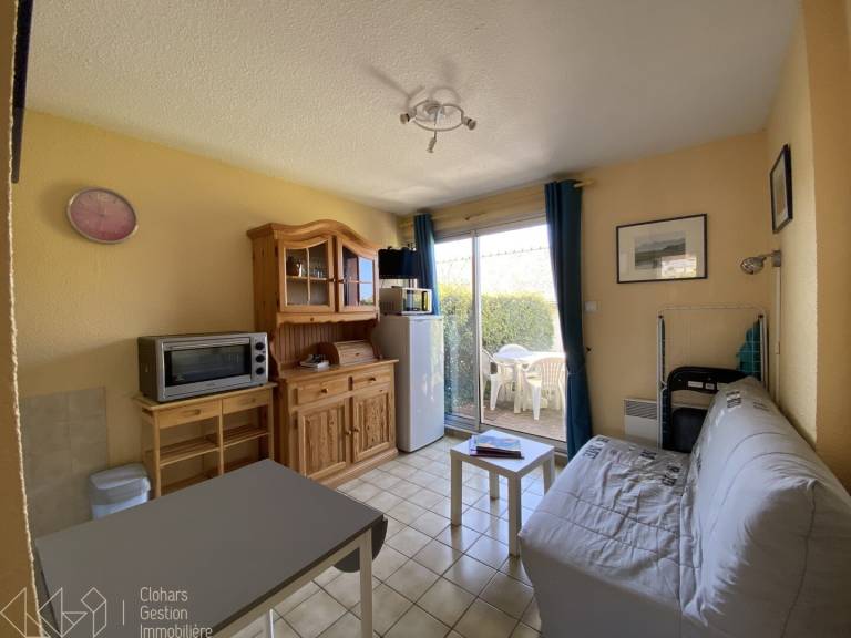 Holiday apartment with garden & barbecue — photo 3