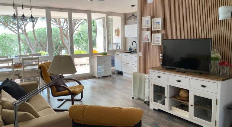 Rental apartment with pool, yard & terrace | Perfect for remote work in Castell-Platja d'Aro