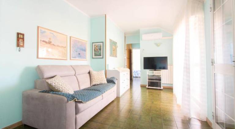 Holiday apartment with 1 room for 4 persons in Carrara