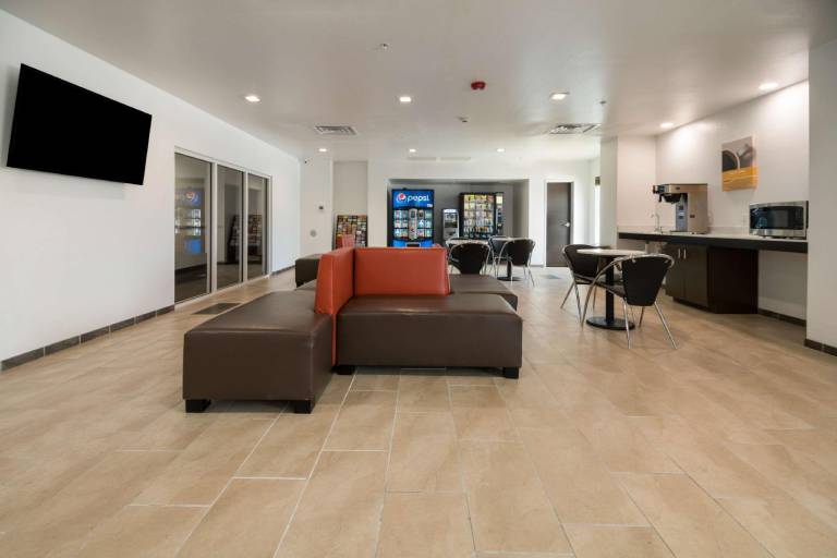 Studio 6 Corpus Christi, TX — photo 3