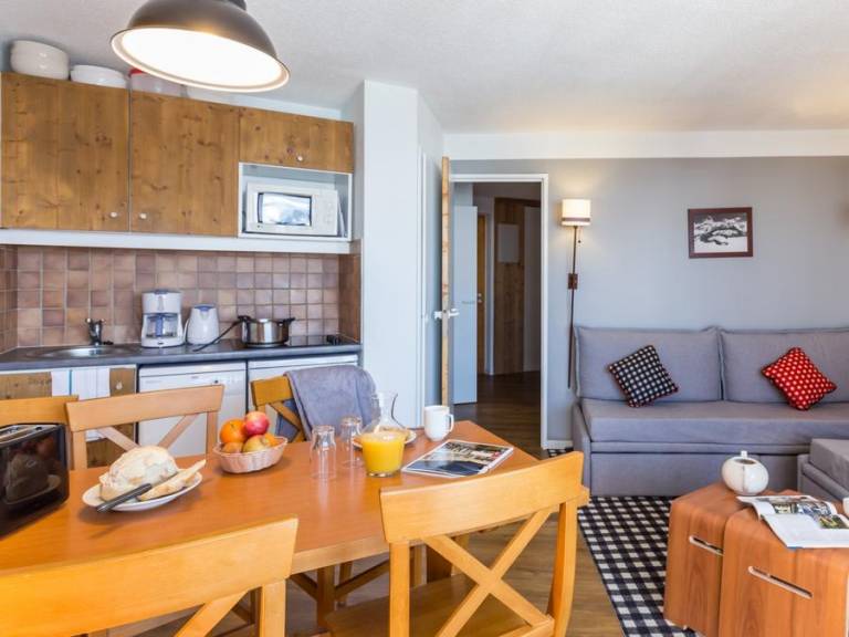 Family-oriented rental apartment | Ski nearby | Pet-friendly — photo 5