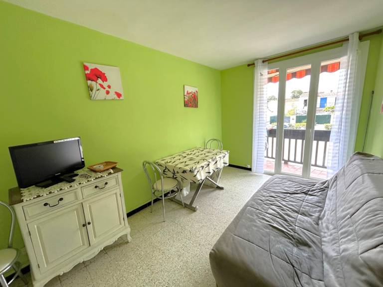 Rental apartment with 1 room for 4 persons — photo 2