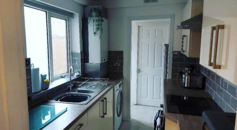 House with 2 rooms for 5 persons — photo 3
