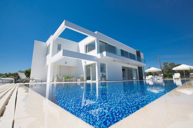 Cabin Protaras