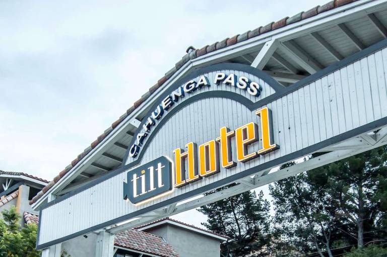 Tilt Hotel Universal Hollywood Ascend Hotel Collection