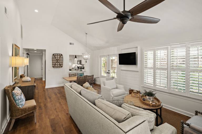 SSI Sunshine - 1157 Mallery St — photo 2