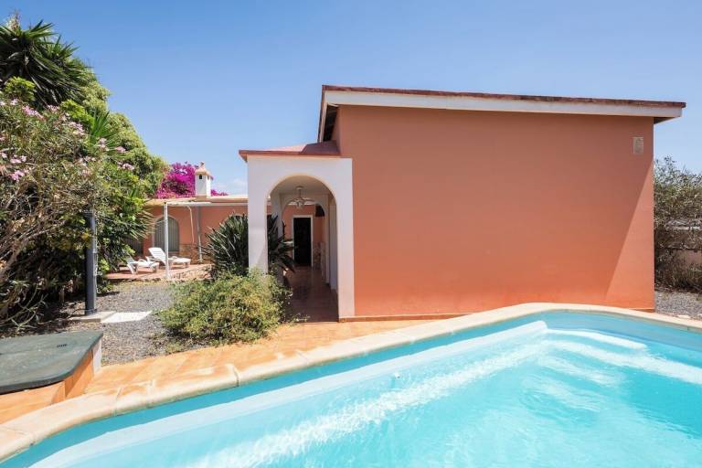 Villa  Triquivijate