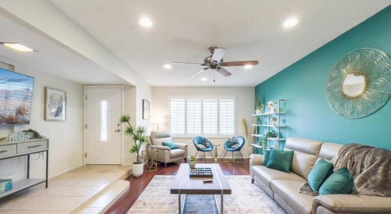 191 m&sup2; Ferienhaus