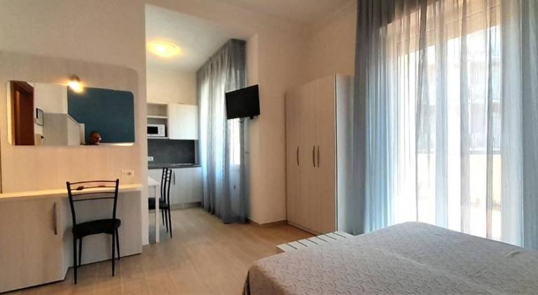 Apartment with 1 room for 3 persons — photo 2