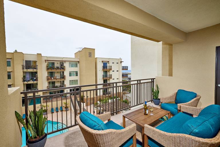 Apartment Oceanside