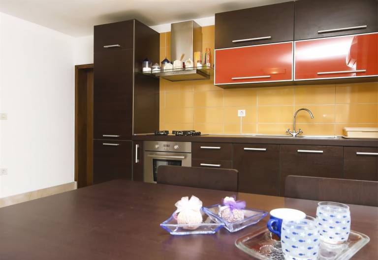 Fully equipped charming holiday apartment with patio & grill | Pets allowed — photo 5