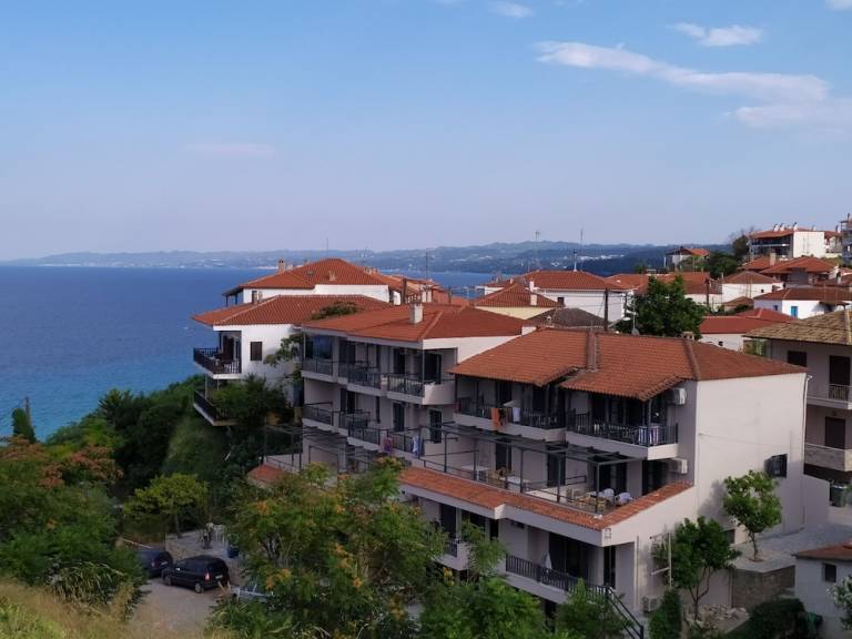 Απαρχοτέλ  Kalithea Beach