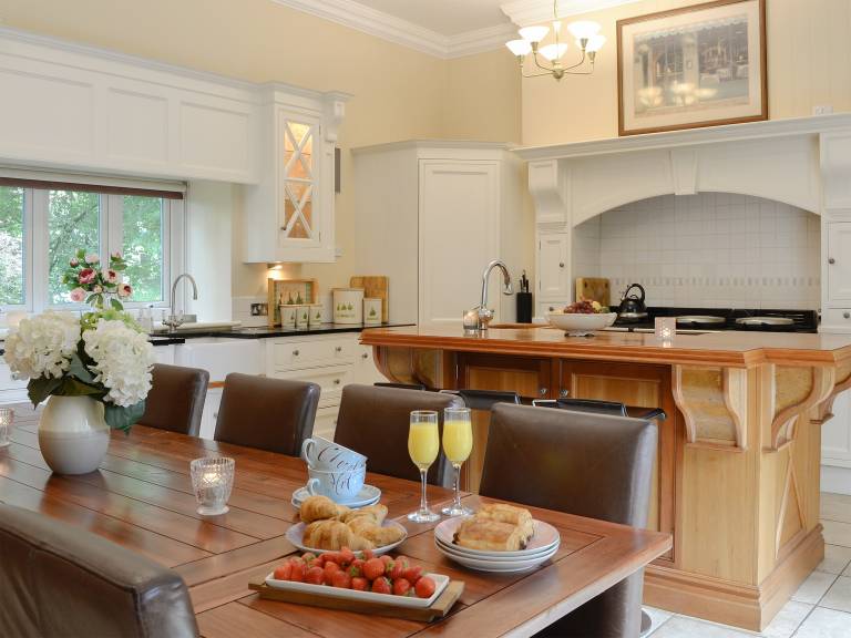 Family-friendly cottage with yard | Pet-friendly in Keswick