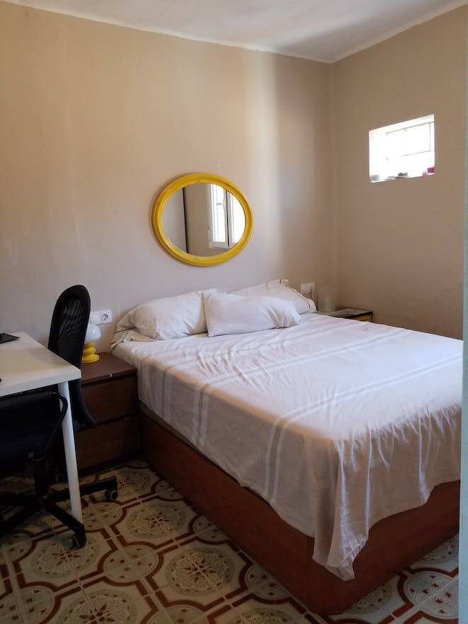 Habitación privada  Sevilla Este