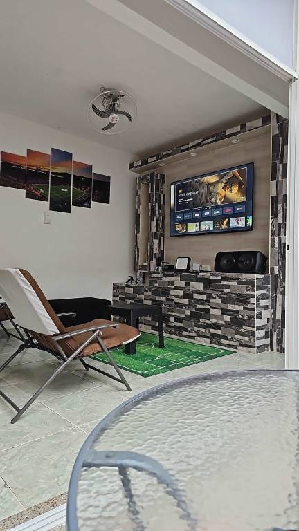 La Tribuna Lounge — photo 5
