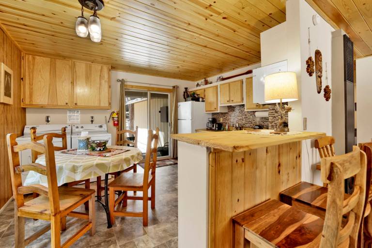 Reality Escape Central Retreat at Big Bear Lake — photo 3