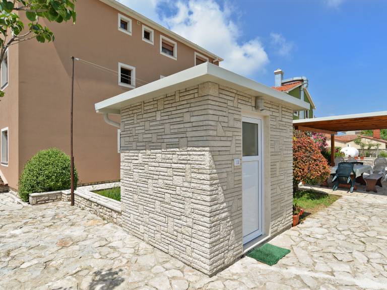 Pleasant apartment with barbecue & pool | Sea view | Pet-friendly — photo 3
