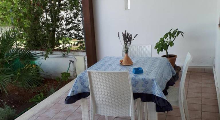 House with 2 rooms for 6 persons — photo 4