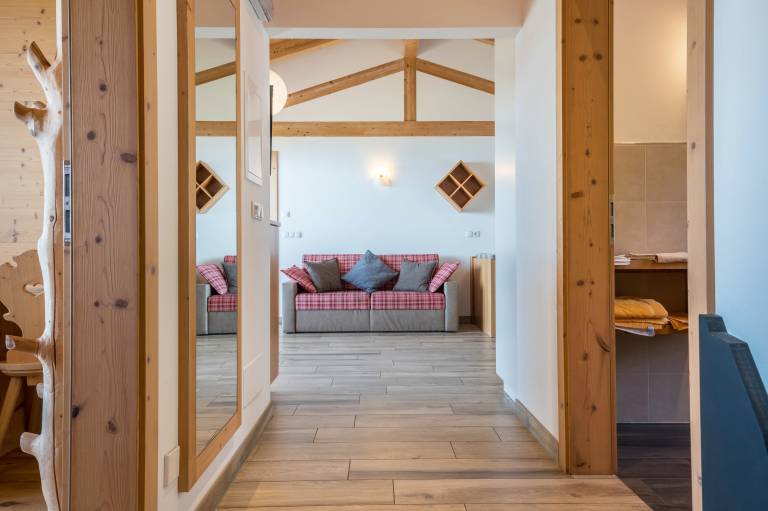 Rental apartment with sauna, yard & patio | Garden view — photo 2