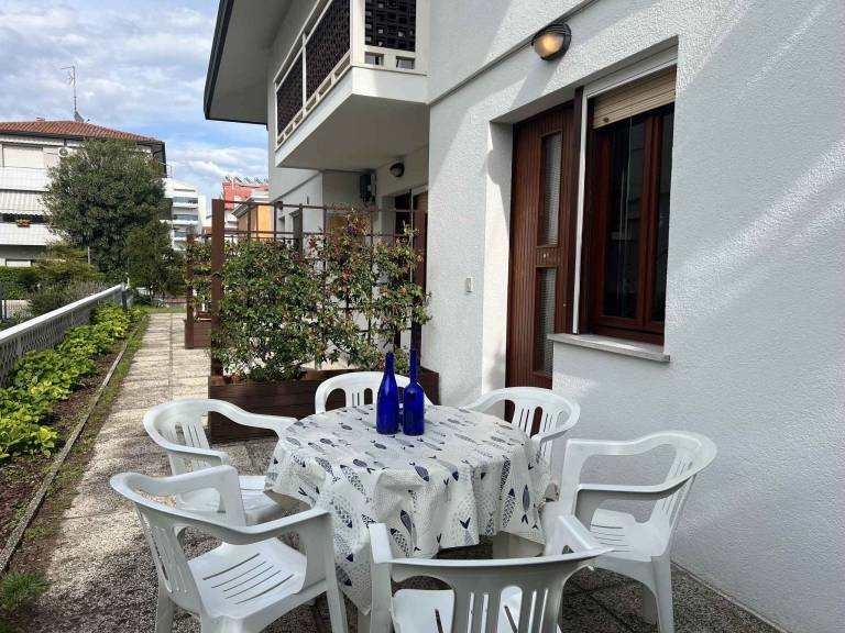 Holiday apartment with terrace & garden | Beach nearby | Pet-friendly — photo 5