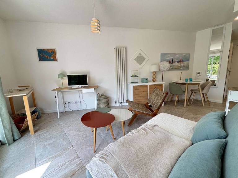 Studio with 1 room for 2 persons in La Rochelle