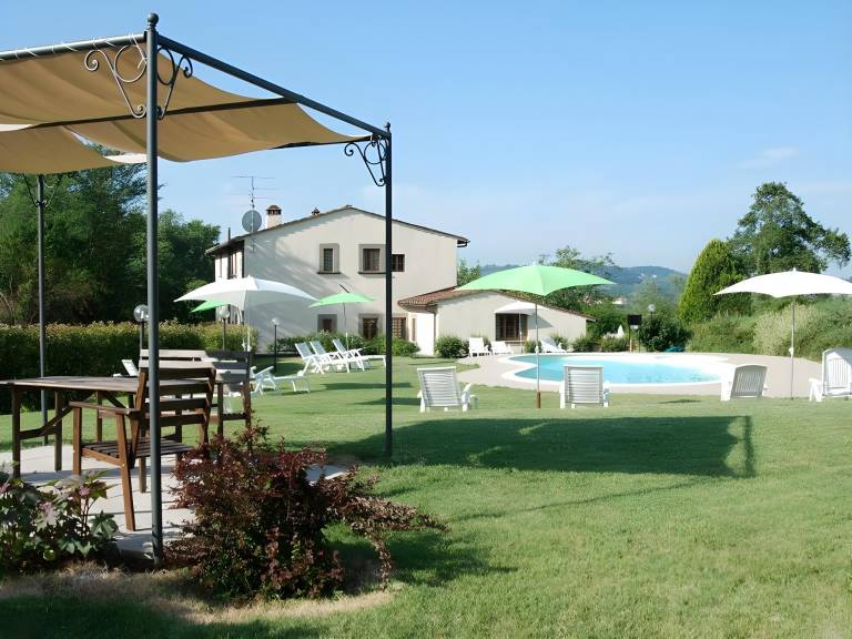 House with pool, garden & barbeque — photo 5