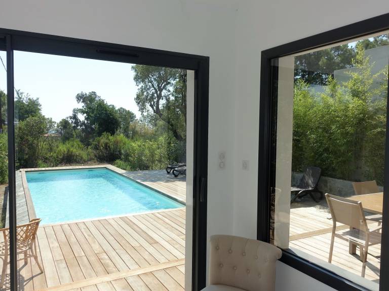 Children-friendly apartment with private pool, terrace & yard | Sea view | Dogs allowed — photo 5