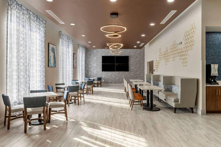 Comfort Suites Greenville Airport — photo 3