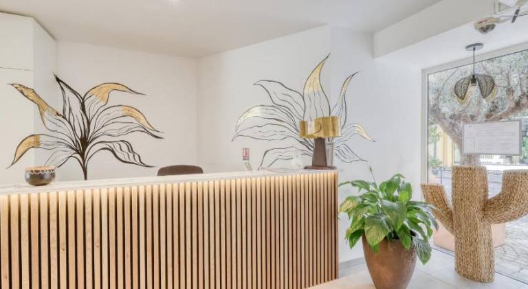 Anglade Hotel — photo 5