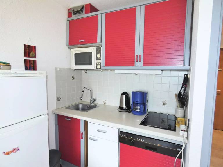 Studio with 1 room for 4 persons — photo 3